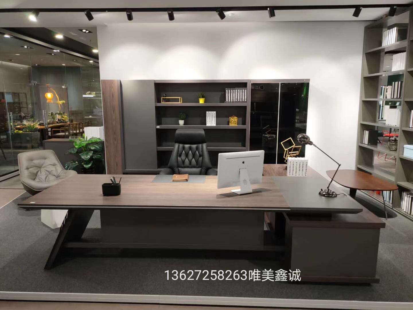  現代板式大班臺WM-HJ-620